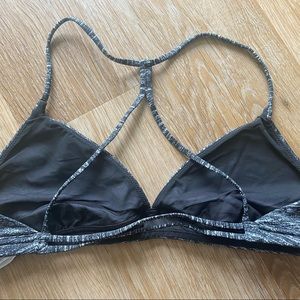 VS Sport sports bra